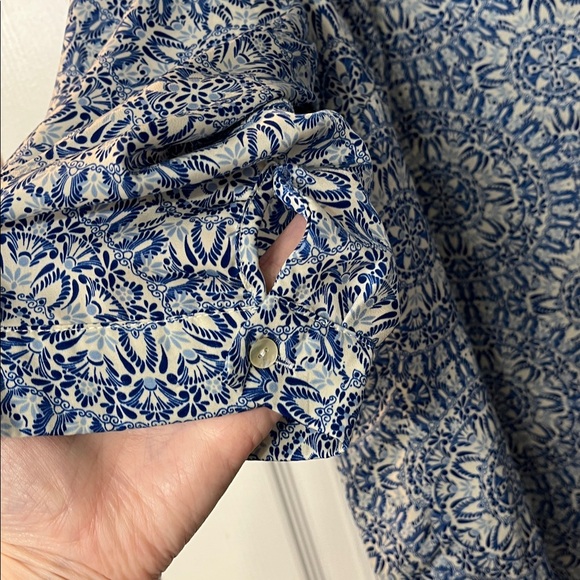 Button-Front Blue Patterned Women’s Top - Picture 2 of 4